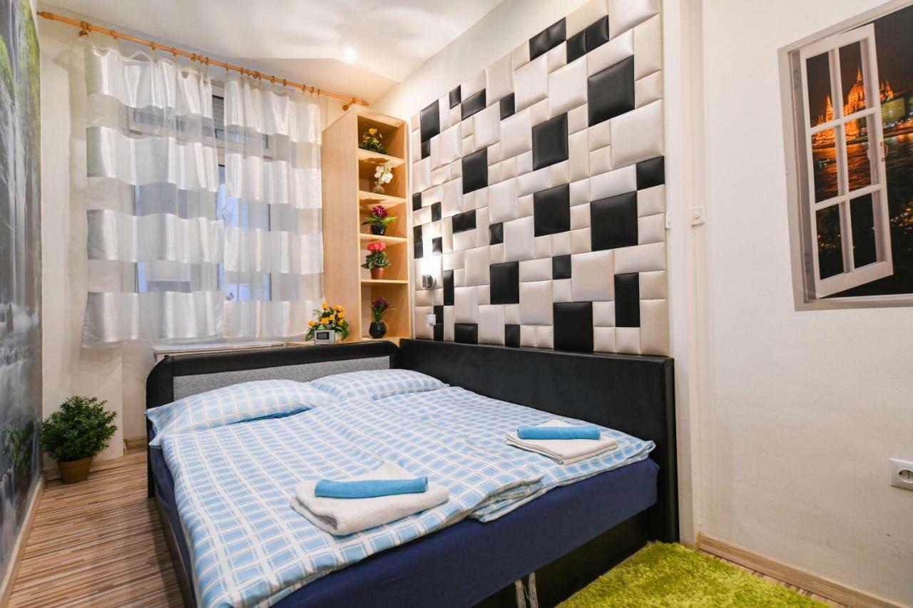 Fireworks Rakoczi - Free Parking - 3 Bedrooms - 2 Bathrooms Budapest Bagian luar foto